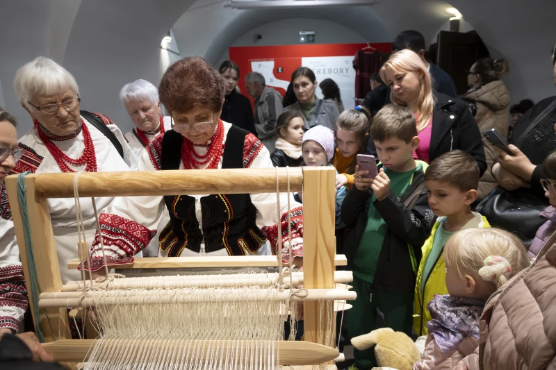 Warsztaty tkackie noc muzeów 2025